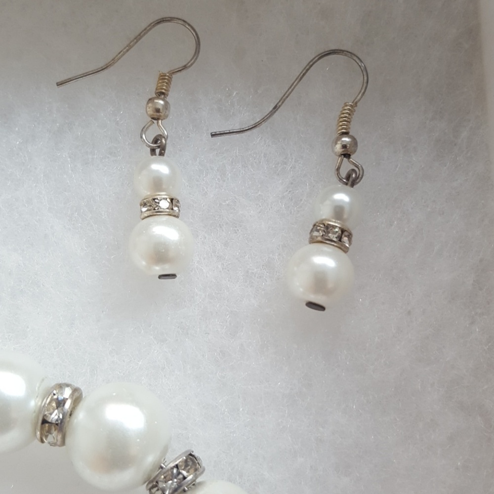 New Handmade Set of 3 Pearl Beaded Bracelet and Earrings rhinestone diamond - Picture 3 of 4